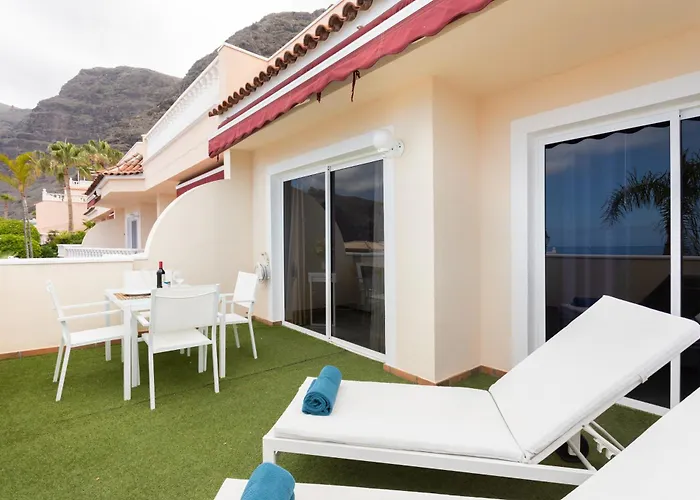 Eden Rentals Hermosas Vistas Al Oceano Y Los Acantilados